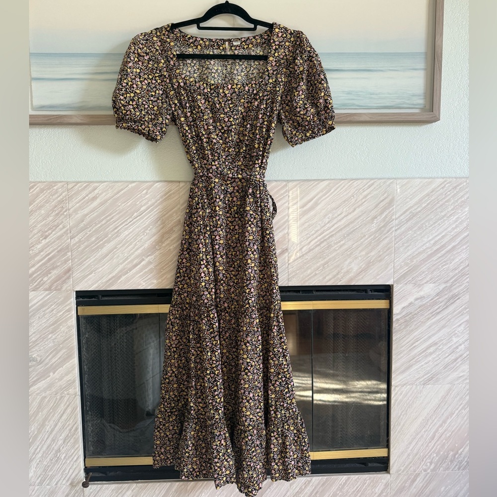 Free people Floral Puff-Sleeve Maxi Dress in Black and Yellow - Women